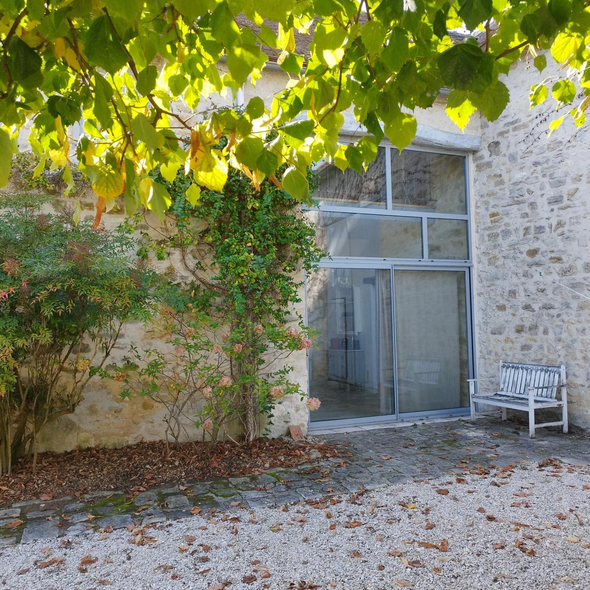 Belle Maison Dans Corps De Ferme - Logement Gabriel Villiers-sous-Grez Exterior photo