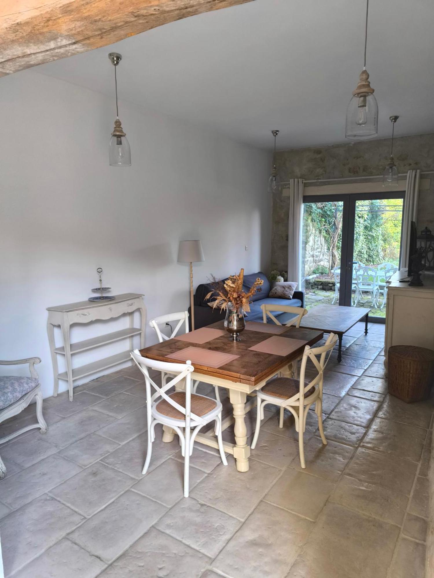 Belle Maison Dans Corps De Ferme - Logement Gabriel Villiers-sous-Grez Exterior photo